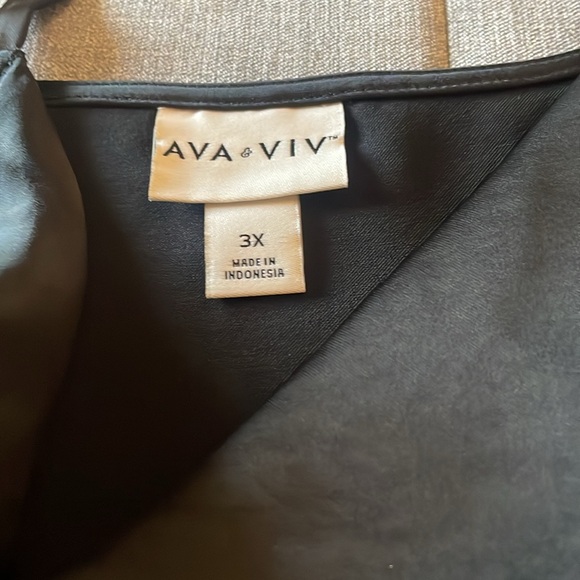 Ava & Viv Women’s Black Cowl Neck Satin-Like Top - Picture 5 of 6